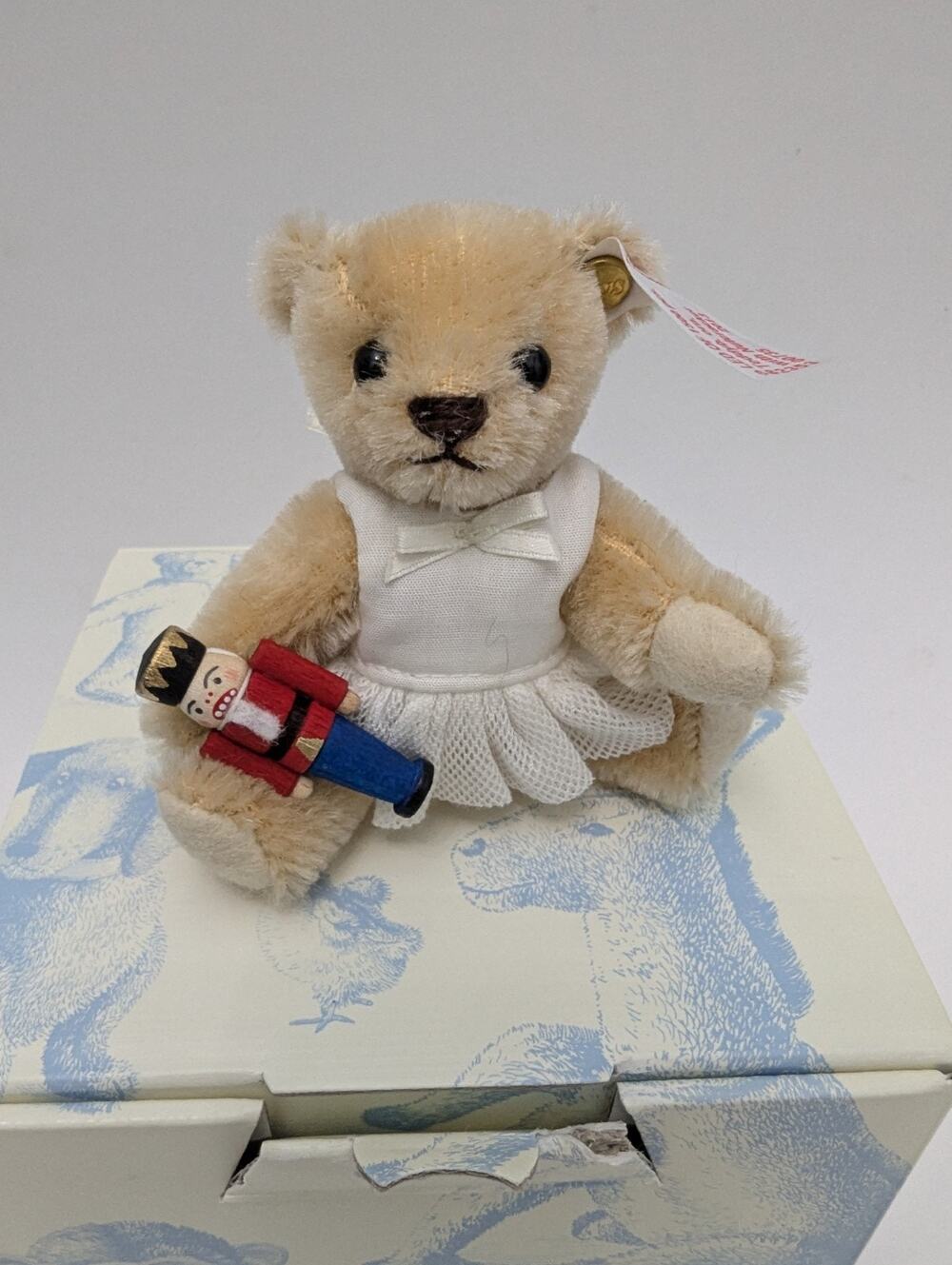 RARE 2013 Steiff Teddy Bear Clara Nutcracker Numbered Ornament 735/1500 W Box
